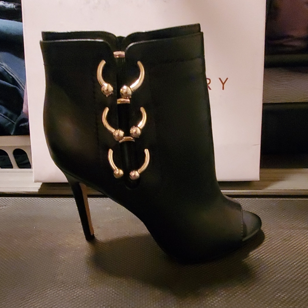 Black Katy Perry Heels